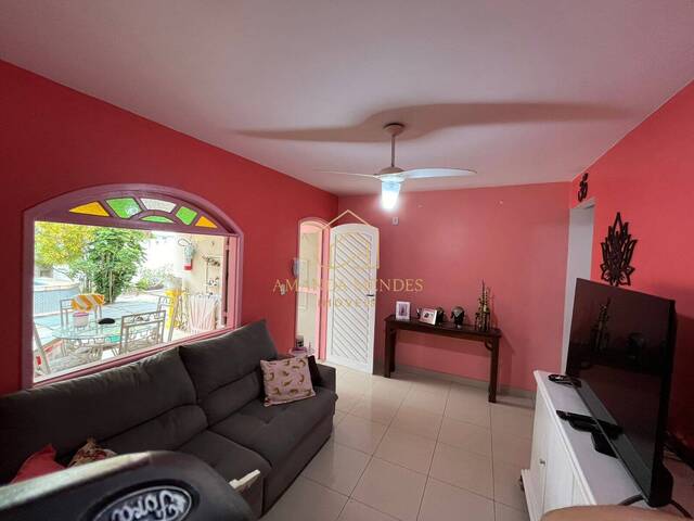 Apartamento para Venda em Cabo Frio - 4