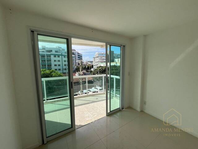 Apartamento para Venda em Cabo Frio - 5