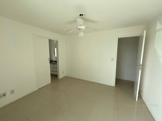 Apartamento para Venda em Cabo Frio - 4