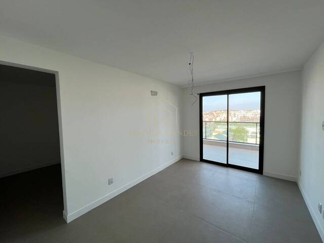 Apartamento para Venda em Cabo Frio - 4
