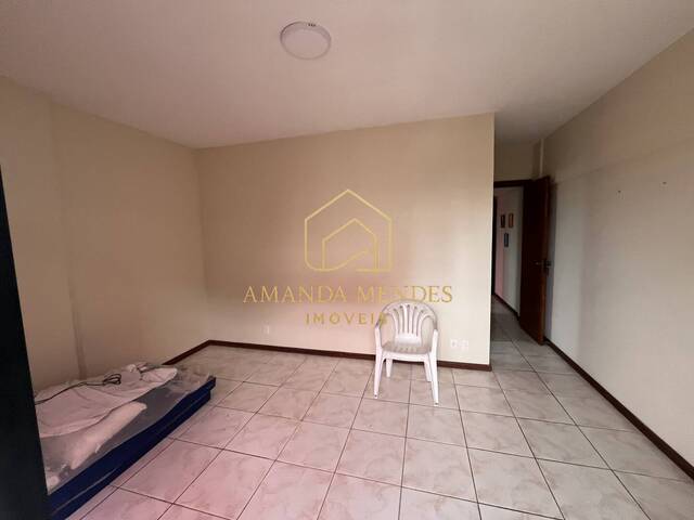 Apartamento para Venda em Cabo Frio - 4