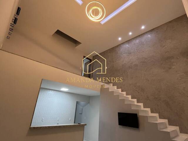 #105 - Casa para Venda em Cabo Frio - RJ - 2