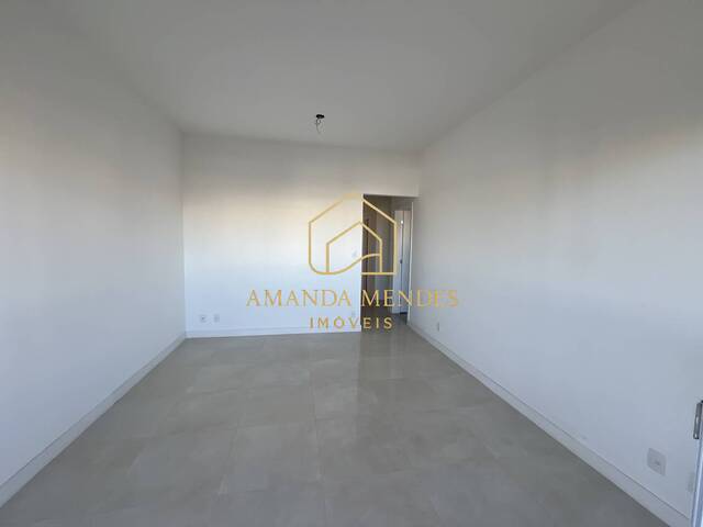Apartamento para Venda em Cabo Frio - 3